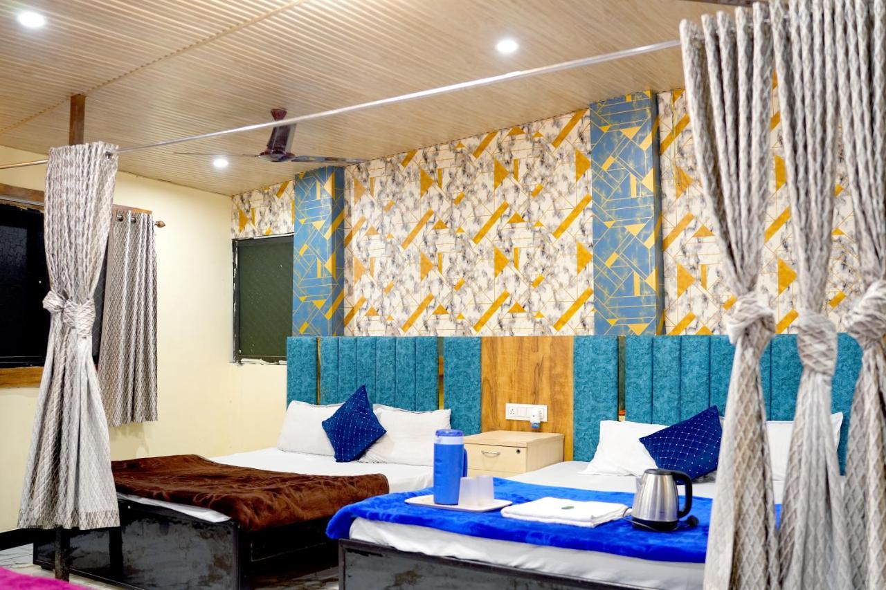 Hotel Mahalok Palace Ujjain Exterior foto